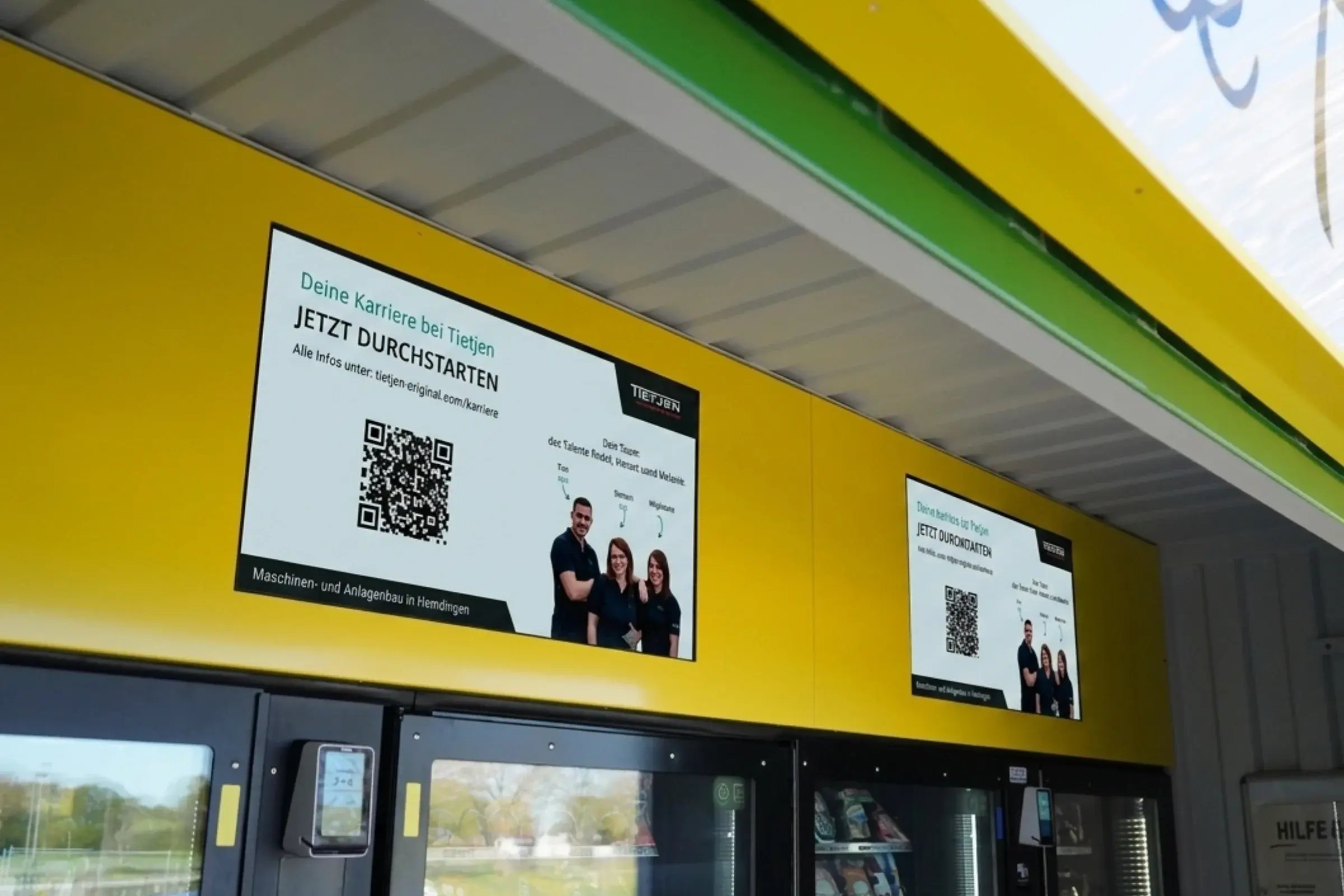 Digitale Werbeanzeigen über den Automaten am Tante-Thea-Standort in Hemdingen.